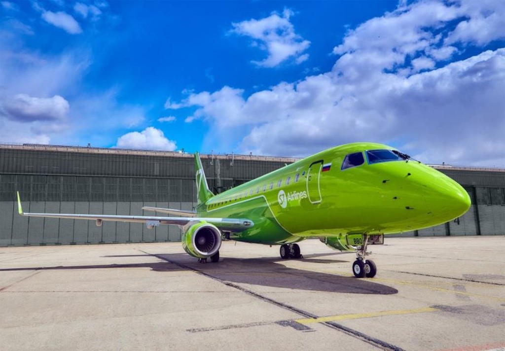 S7 Airlines    -  